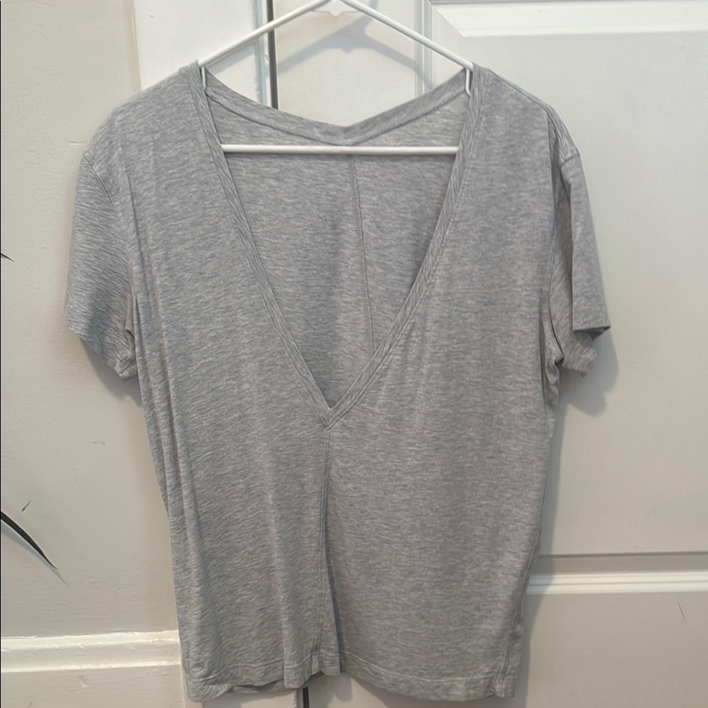 Lululemon deep V-Neck short sleeve tee